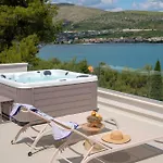 Ventus * Trogir